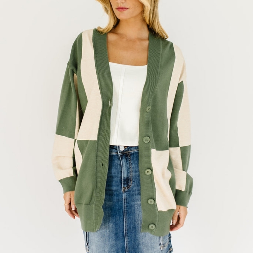 EUC Promesa Size Large Green & Cream Oversized Colorblock Cardigan!